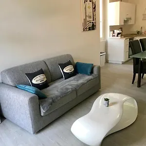 appartement-3-pices-au-cur-du-village.fr-provencehotel.com/